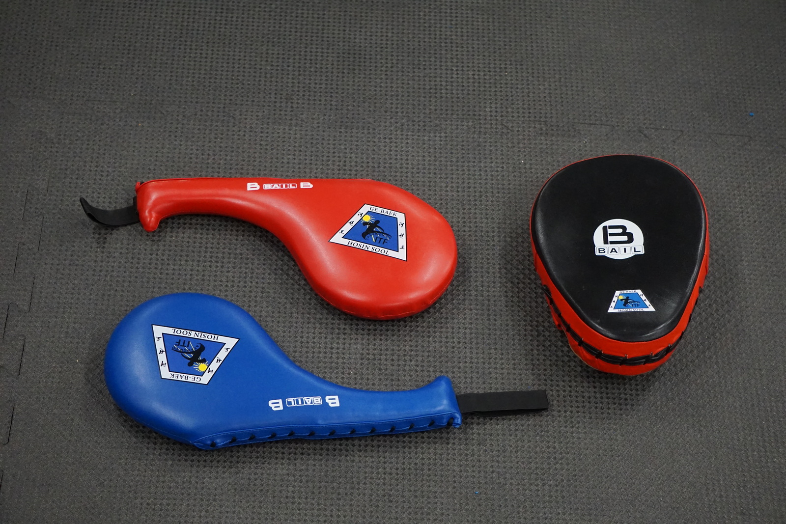 Punching pad